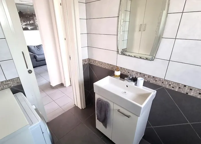 Appartamento Beachside Comfort - 2br Apt,5 Min To The