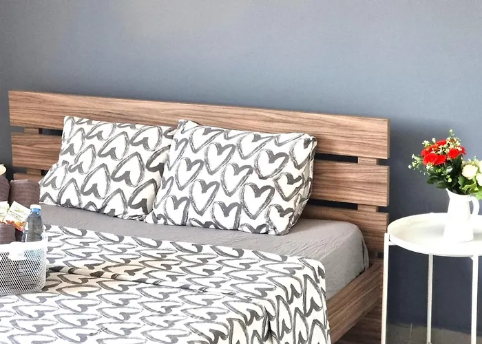 Appartamento Beachside Comfort - 2br Apt,5 Min To The Larnaca