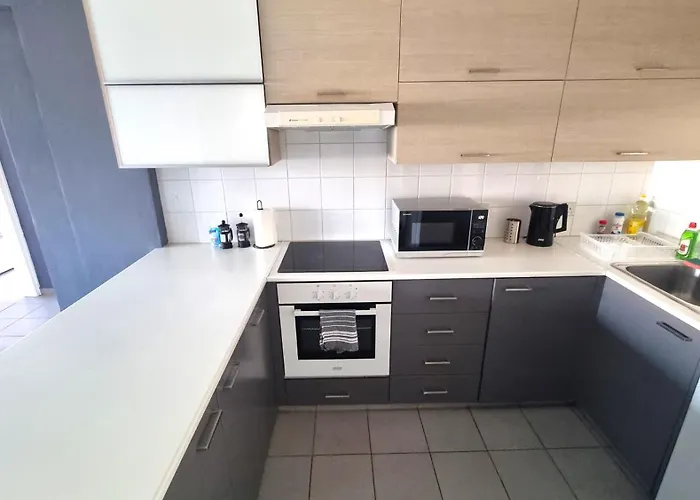 Beachside Comfort - 2br Apt,5 Min To The Appartamento