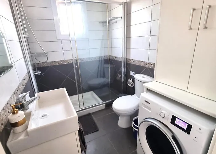 Beachside Comfort - 2br Apt,5 Min To The Appartamento